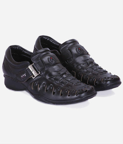 Black men's Roman sandal with alligator design and buckle closure, flat PU sole, and medium width, stylish synthetic footwear.