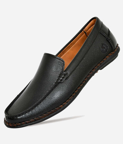 Black leather men's casual loafer with slip-on design and flat rubber sole