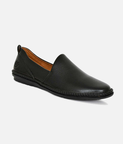 Black leather men's casual loafer with slip-on design and flat TPR sole